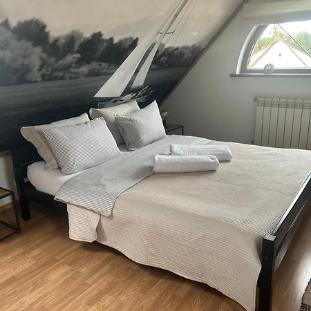 Gosciniec Pod Lipa Mikołajki Exterior foto